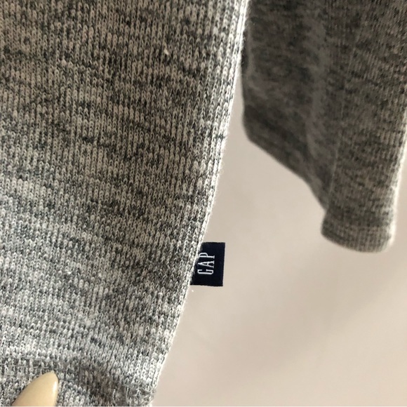 GAP Men’s Gray Mockneck Henley Pullover Sweater - Picture 5 of 7
